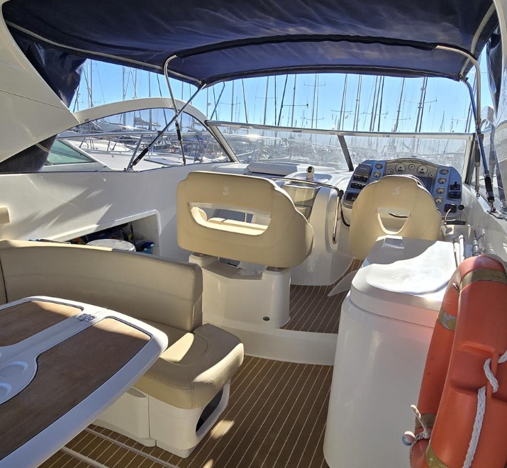 Captura de pantalla_14-3-2025_101317_www.theyachtmarket.com