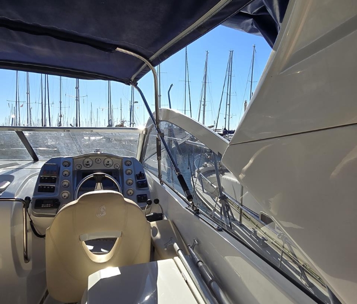 Captura de pantalla_14-3-2025_101610_www.theyachtmarket.com