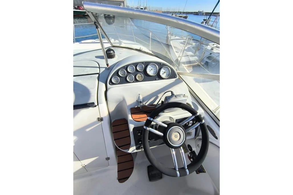 8d8070db-65b9-49eb-a61d-4a4d88c3cea8