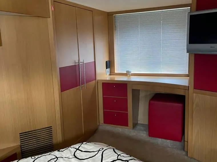 9aa1c3dc-d07d-472d-85c3-2e618be9683f