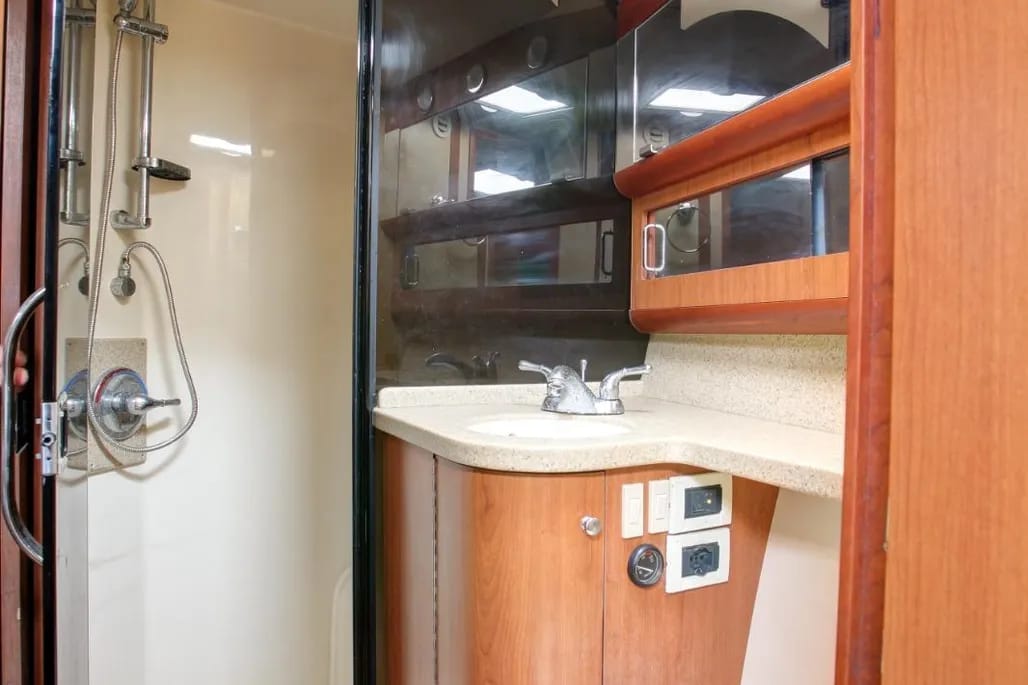 c0529e83-39d2-47f4-ab63-37bd6f3d611e