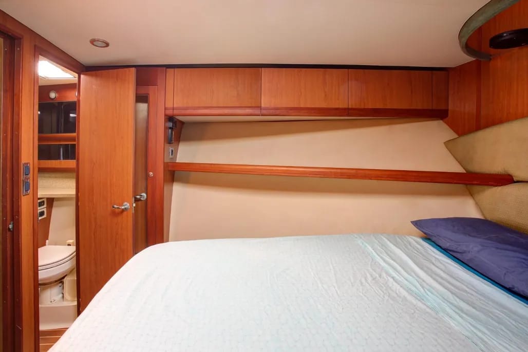 e7c52ae3-7d18-409b-9b42-b6daac8be330