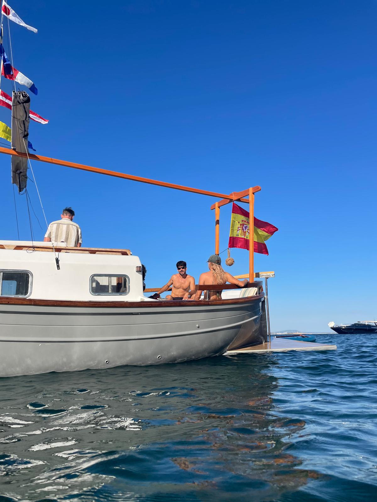 72f96f43-2136-4548-b8f5-81ec27a4560e