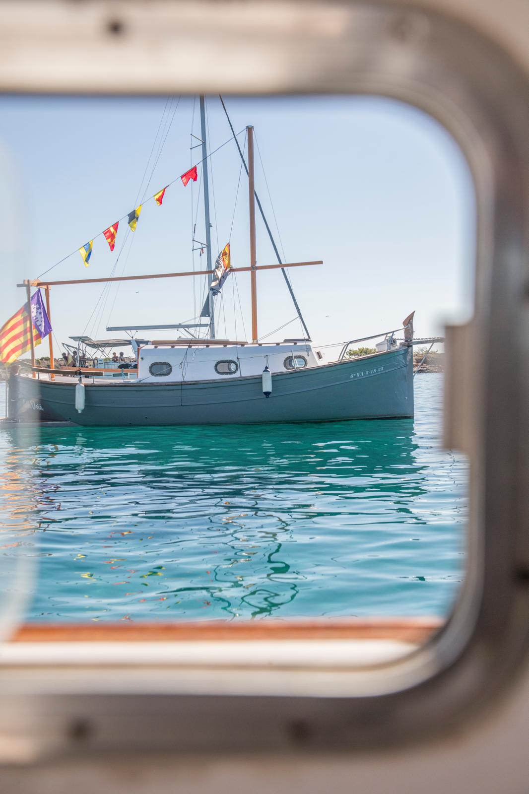 f1fc48f8-a27f-4631-9008-6abed1fc0470